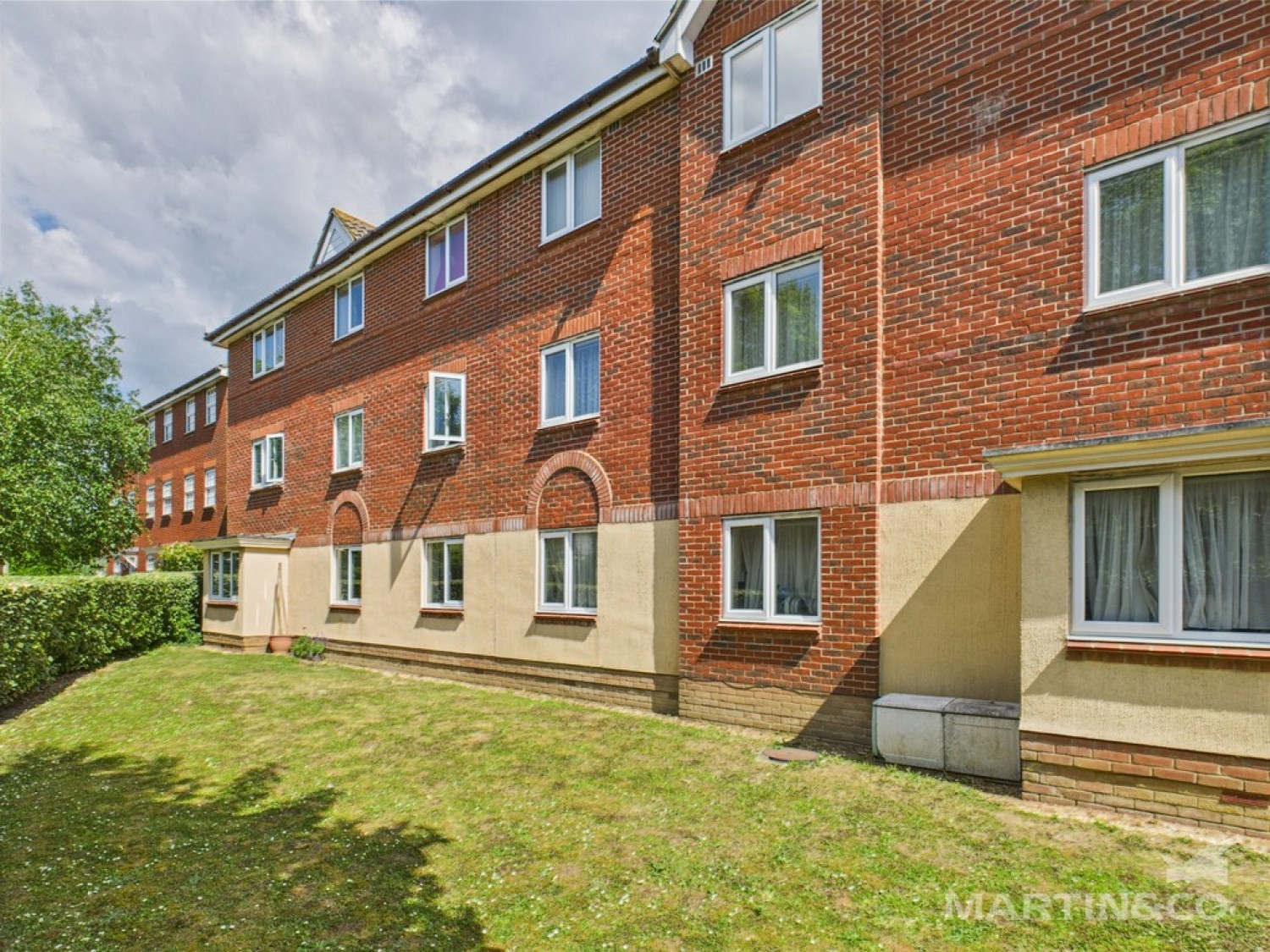 Saxby Close , Barnham