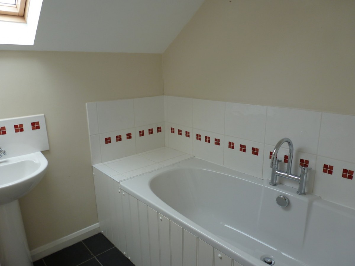 Greenlea Avenue, Nyetimber