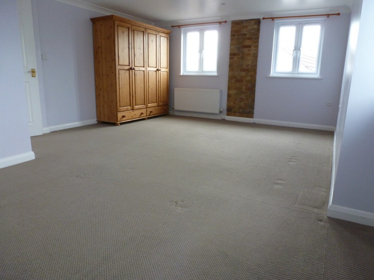 Greenlea Avenue, Nyetimber