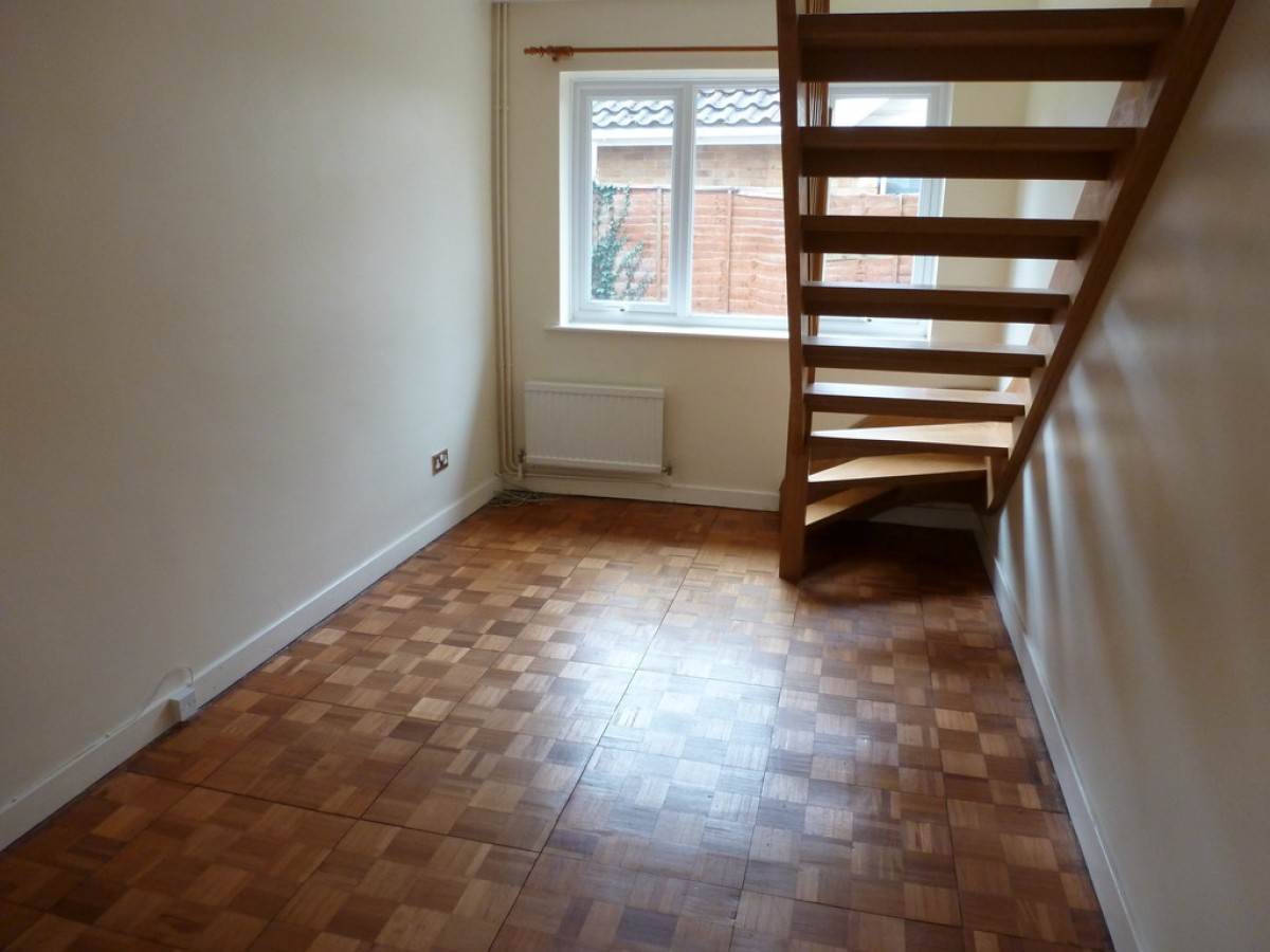 Greenlea Avenue, Nyetimber