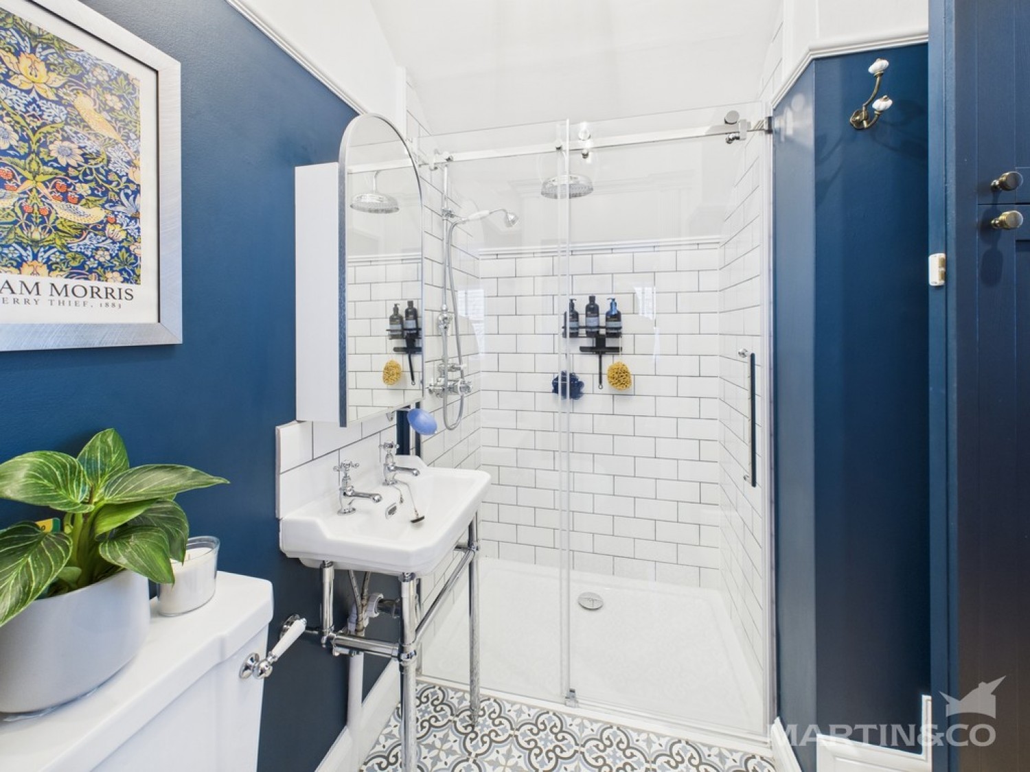 1 bedroom Flat in Eatonhurst, Norfolk Square