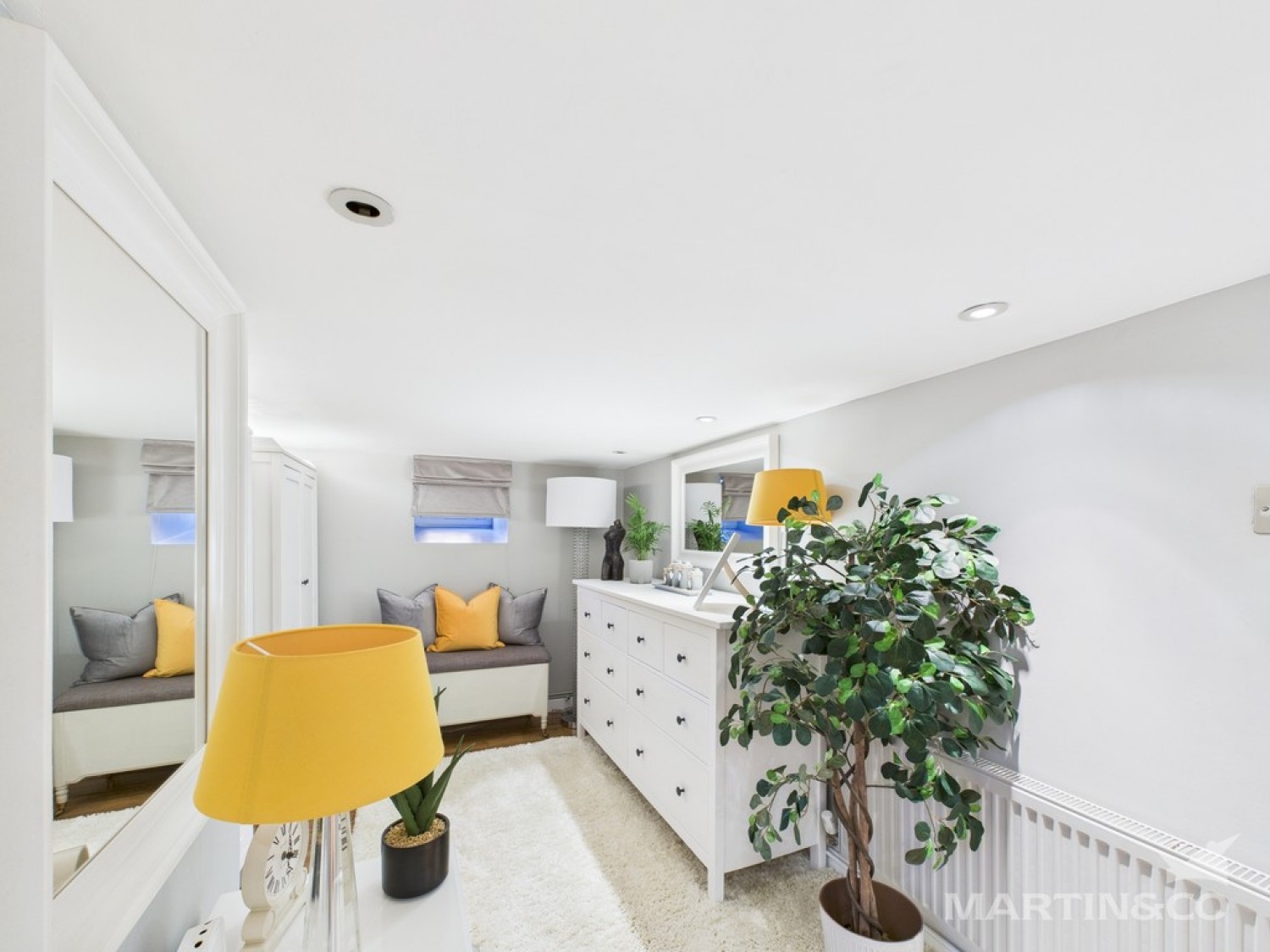 1 bedroom Flat in Eatonhurst, Norfolk Square