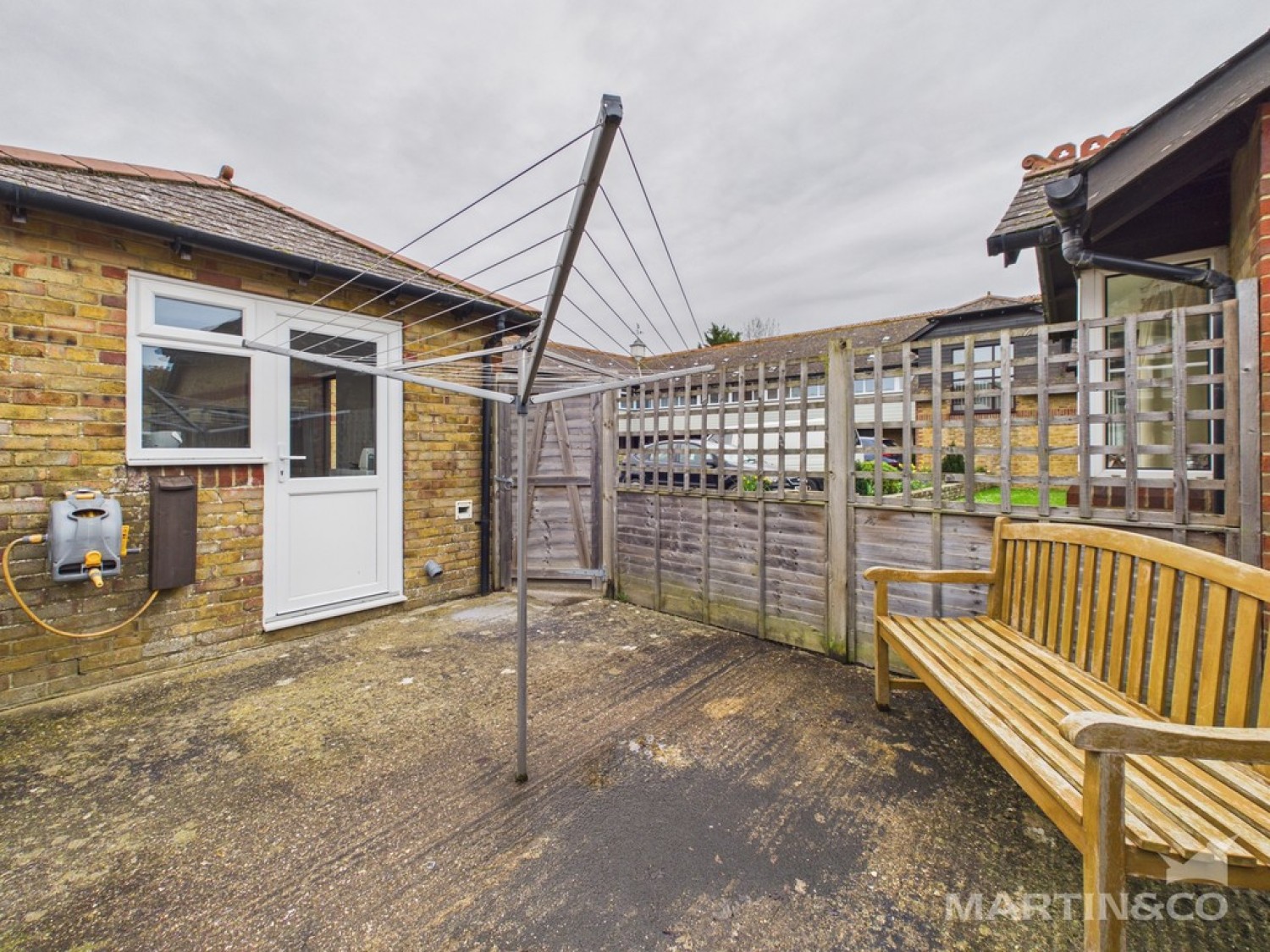 1 bedroom Flat for Sale Oakland Court, Nyetimber Lane