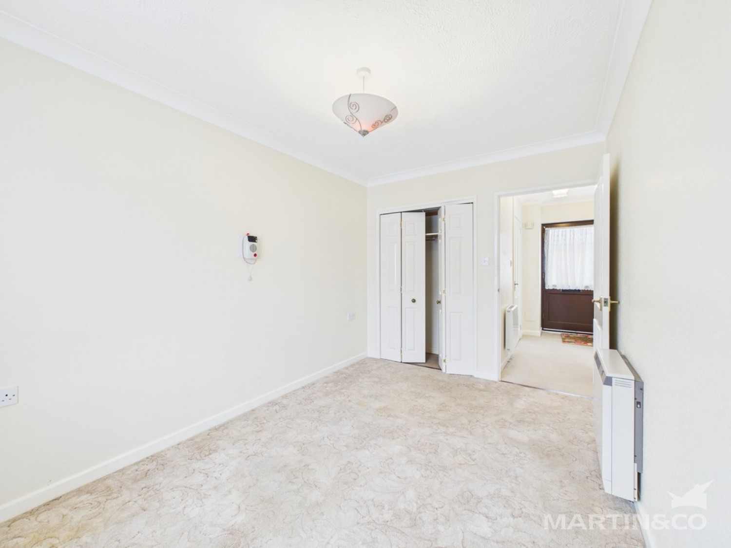 1 bedroom Flat for Sale Oakland Court, Nyetimber Lane