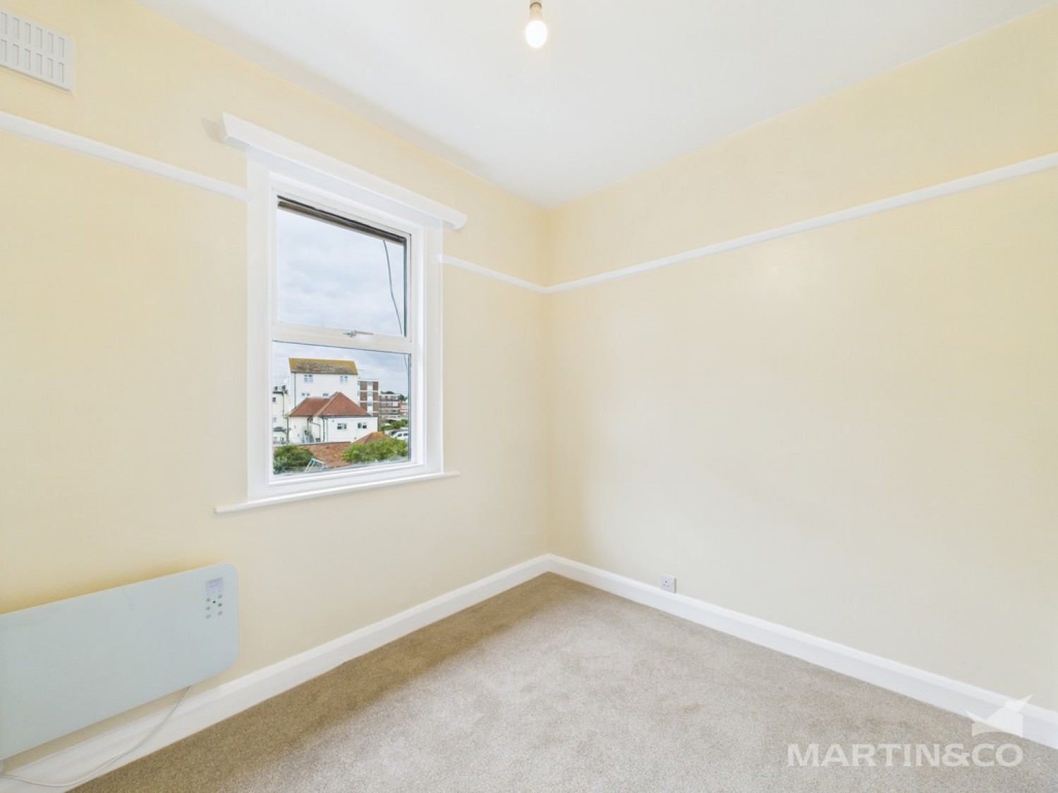 2 bedroom Flat for Letting Mill House, Bognor Regis