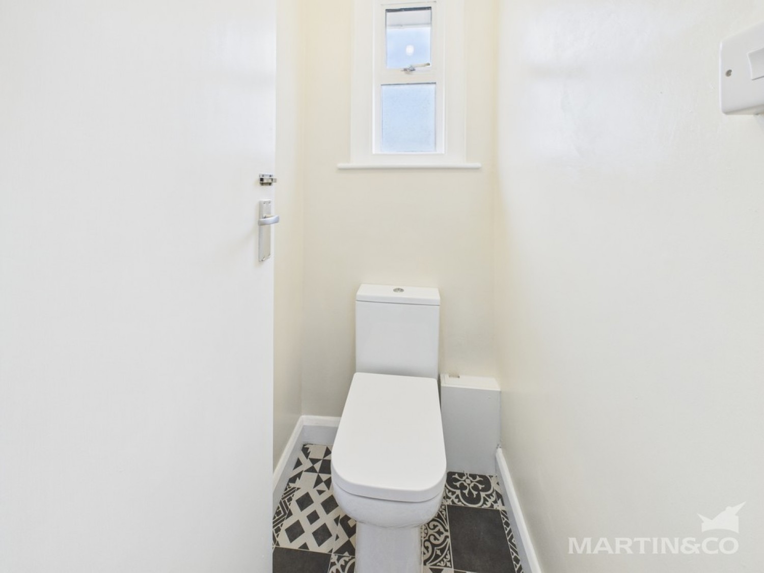 2 bedroom Flat for Letting Mill House, Bognor Regis