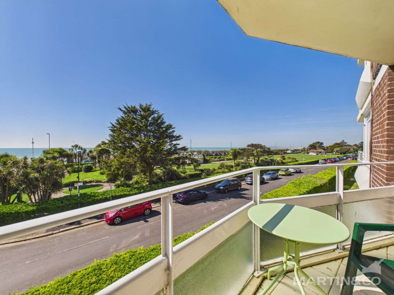 2 bedroom Flat for Sale Marine Park, Bogno Regis, West Sussex