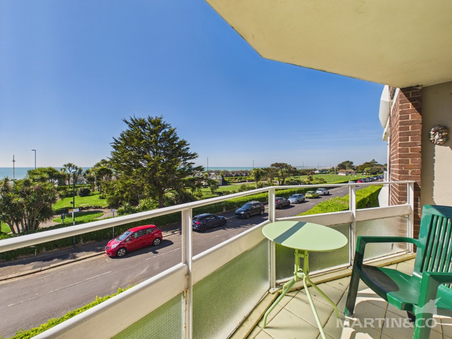 2 bedroom Flat for Sale Marine Park, Bogno Regis, West Sussex