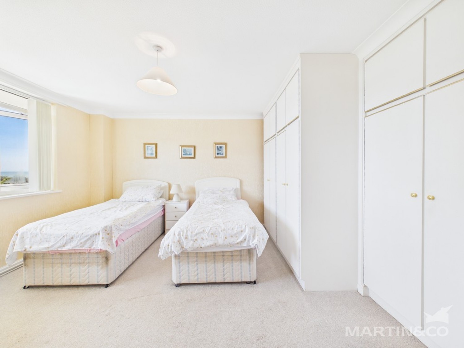 2 bedroom Flat for Sale Marine Park, Bogno Regis, West Sussex