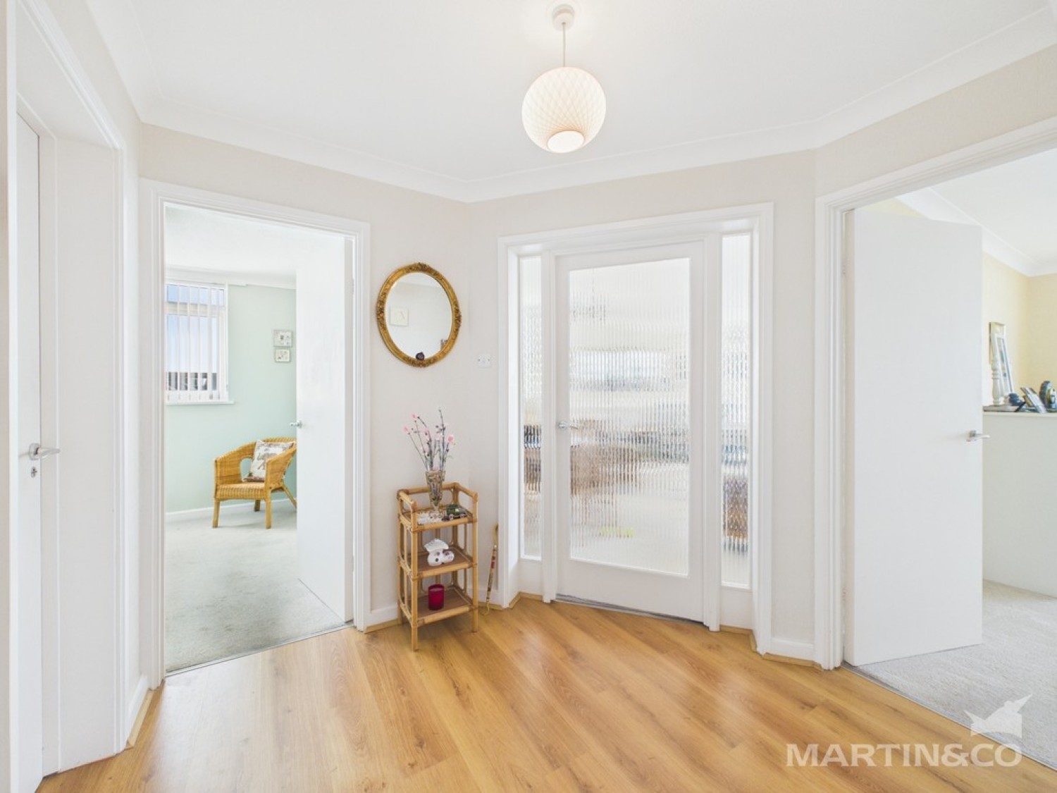 2 bedroom Flat for Sale Marine Park, Bogno Regis, West Sussex