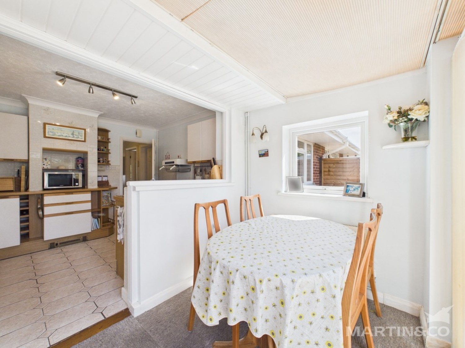 2 bedroom Bungalow for Sale Boxgrove Gardens, Rose Green, West Sussex
