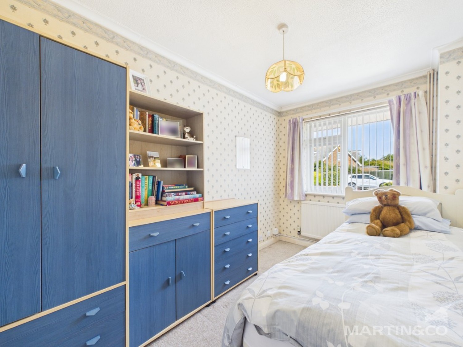 2 bedroom Bungalow for Sale Boxgrove Gardens, Rose Green, West Sussex