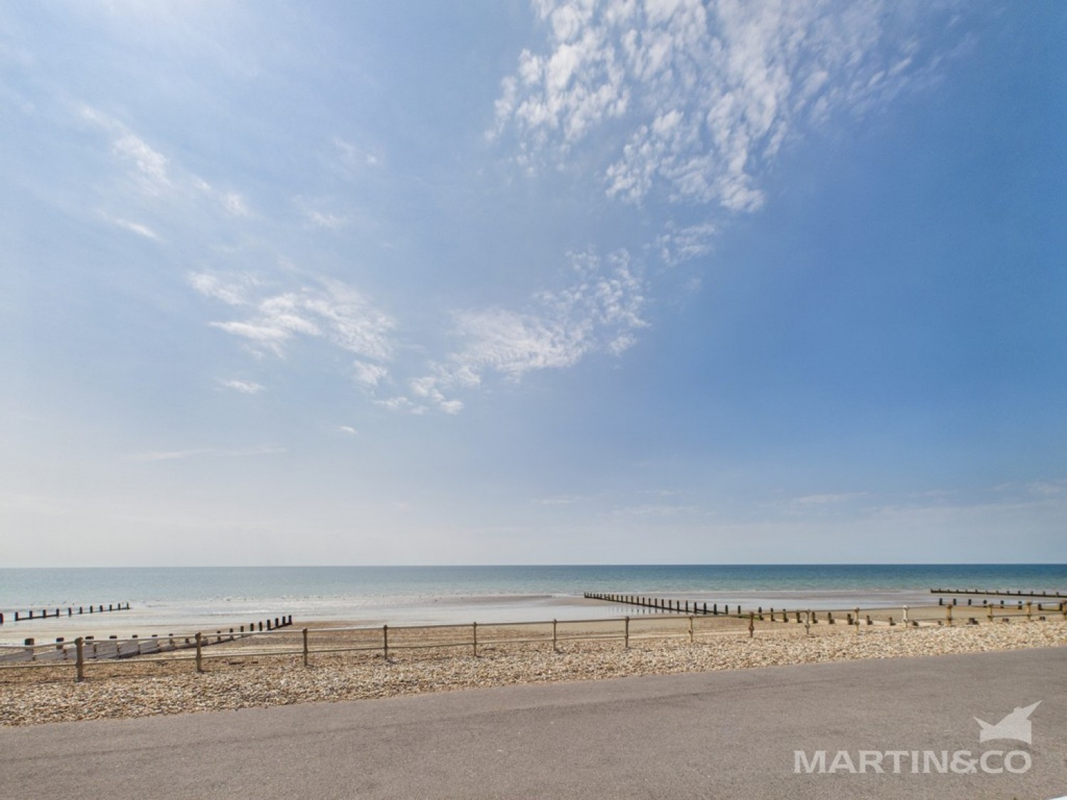 2 bedroom Flat for Letting Rock Gardens
