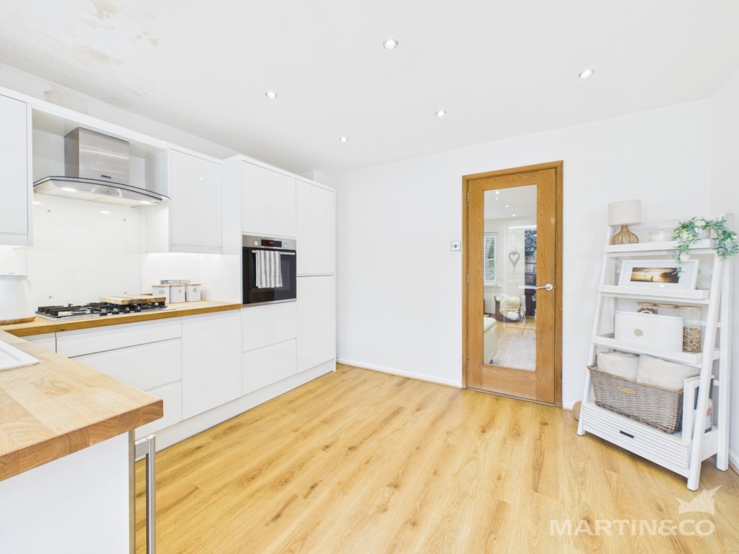 2 bedroom House for Sale Barnham, Bognor Regis, West Sussex