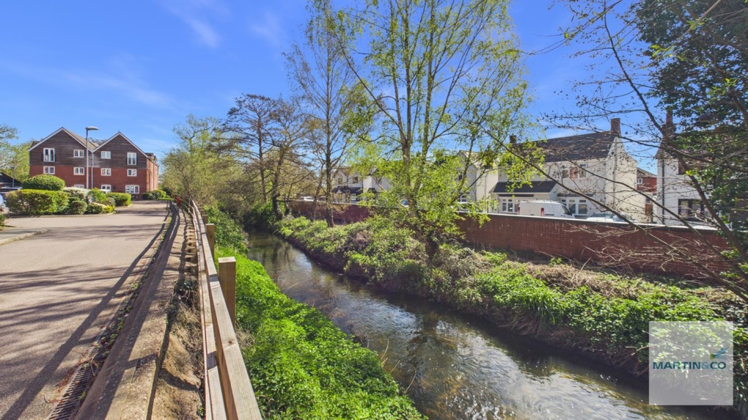 2 bedroom Flat for Letting Marina View, Fazeley