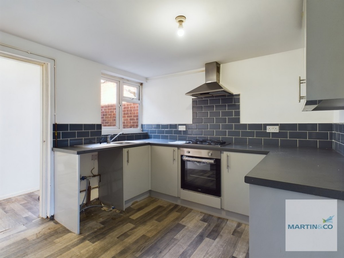 2 bedrooms Property to rent in Coleshill Street, Fazeley Martin & Co