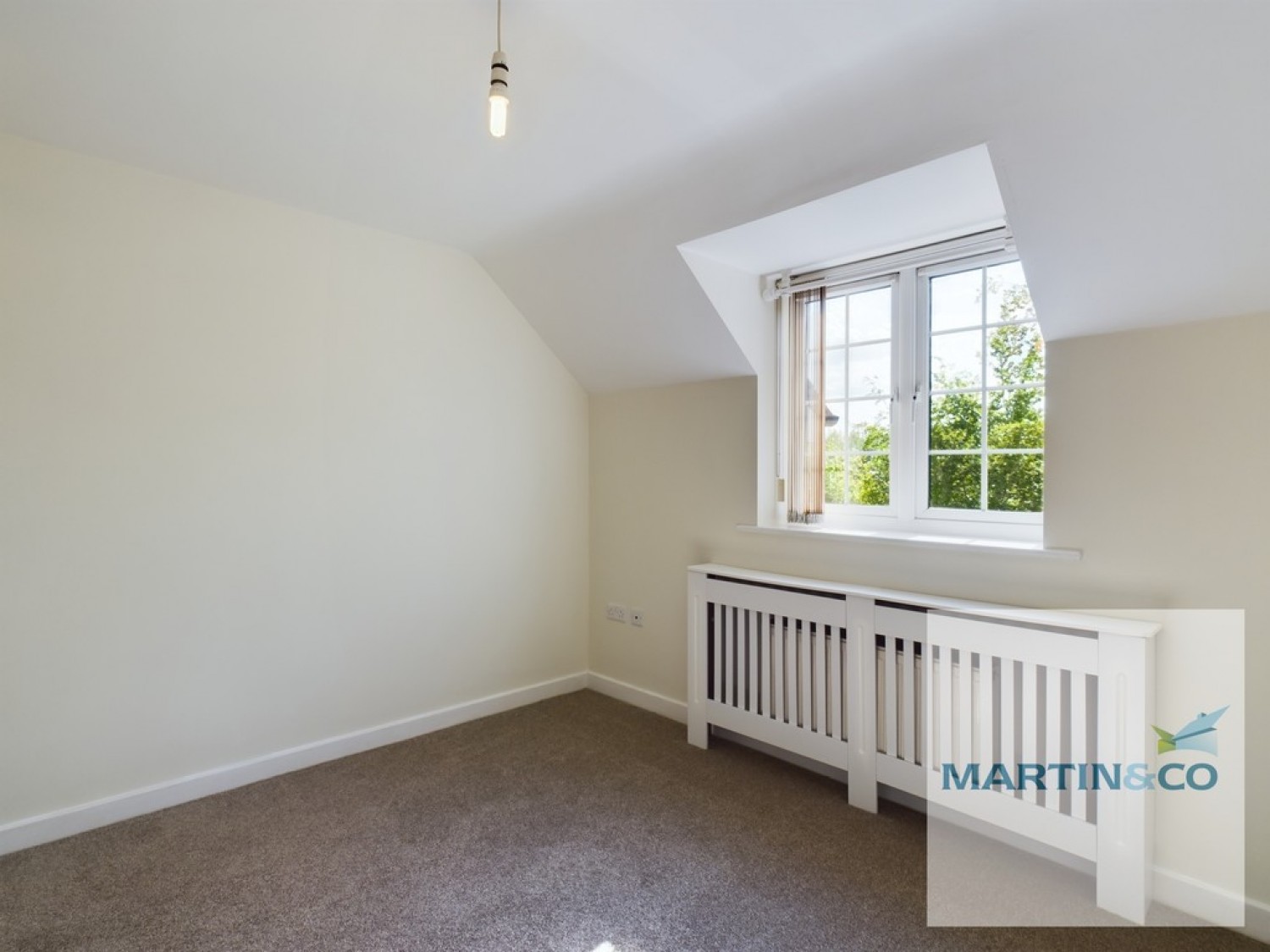 Birchfield Close, Two Gates