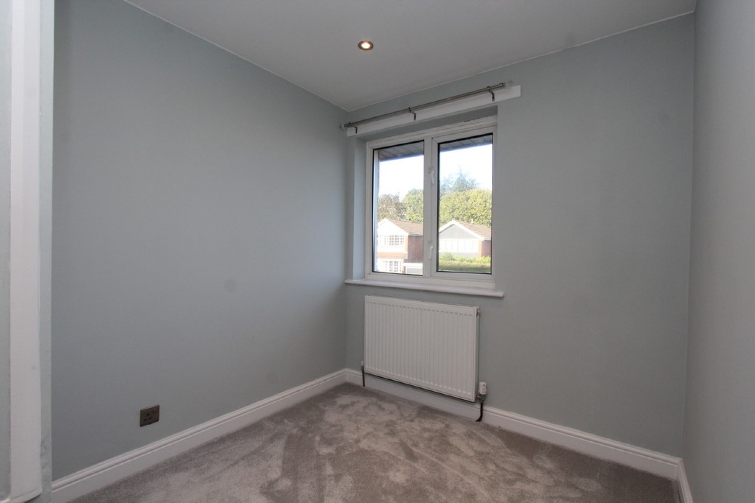 Adonis Close, Perrycrofts