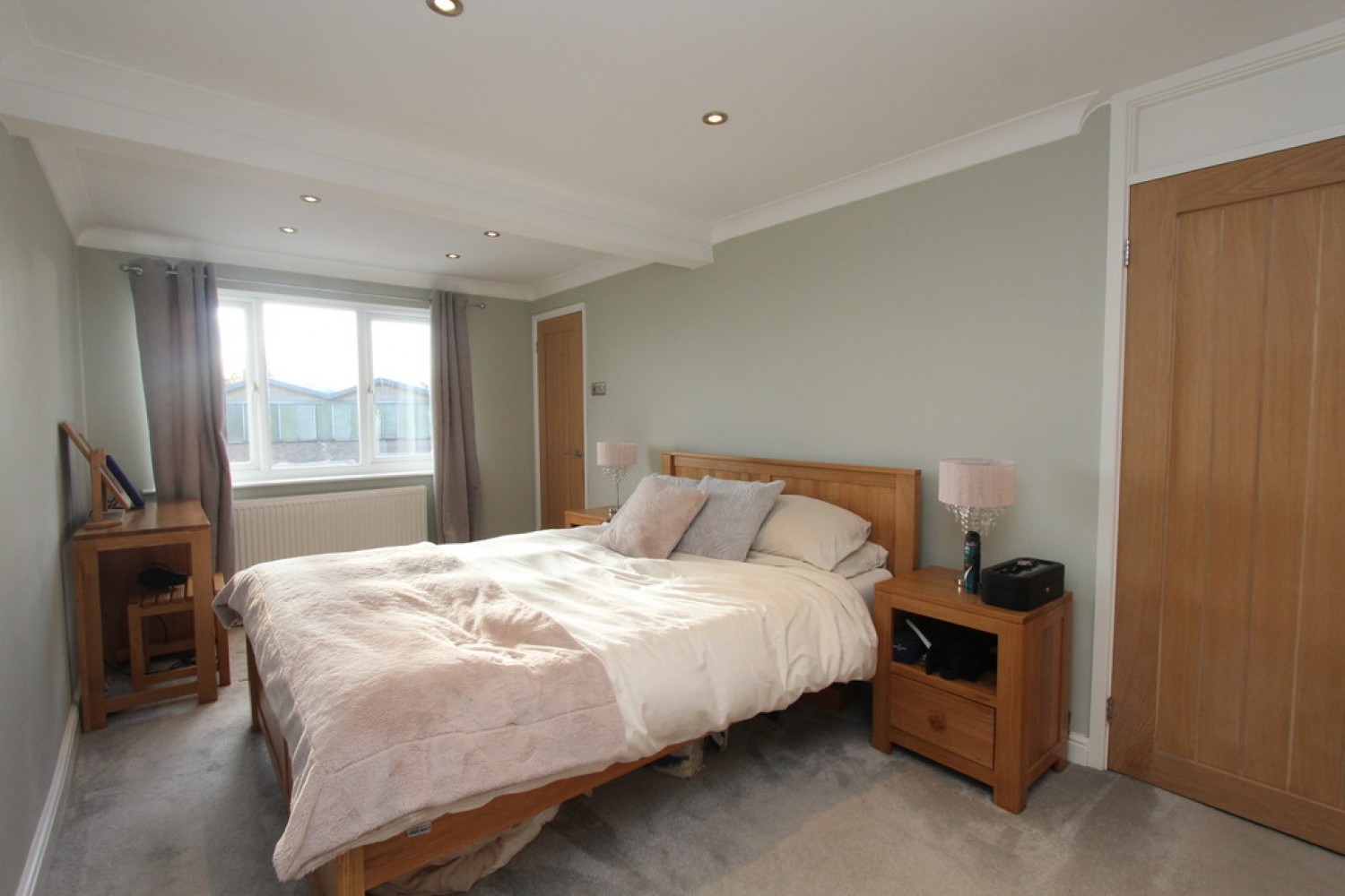 Adonis Close, Perrycrofts