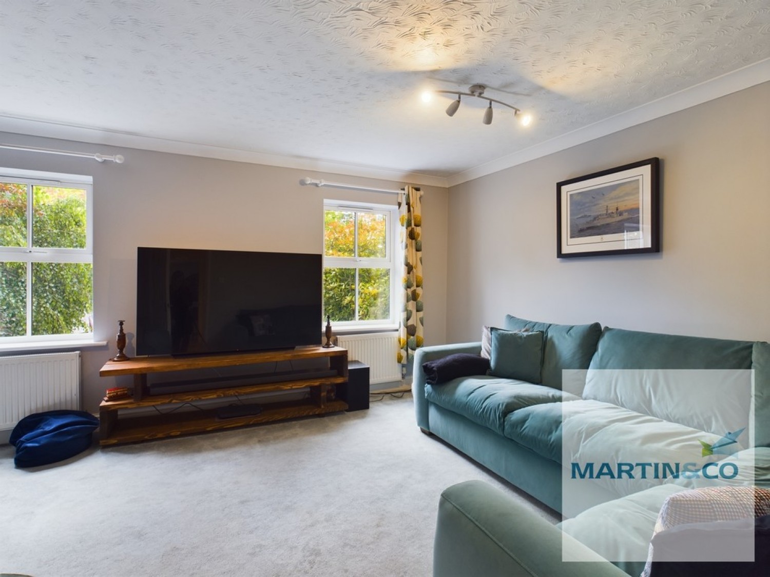 Kensington Drive, Tamworth, Staffordshire