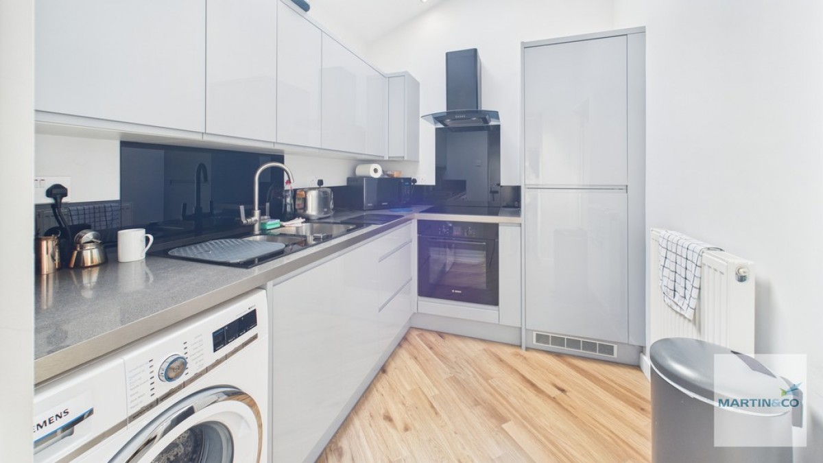 Detached Bungalow, Watling Street