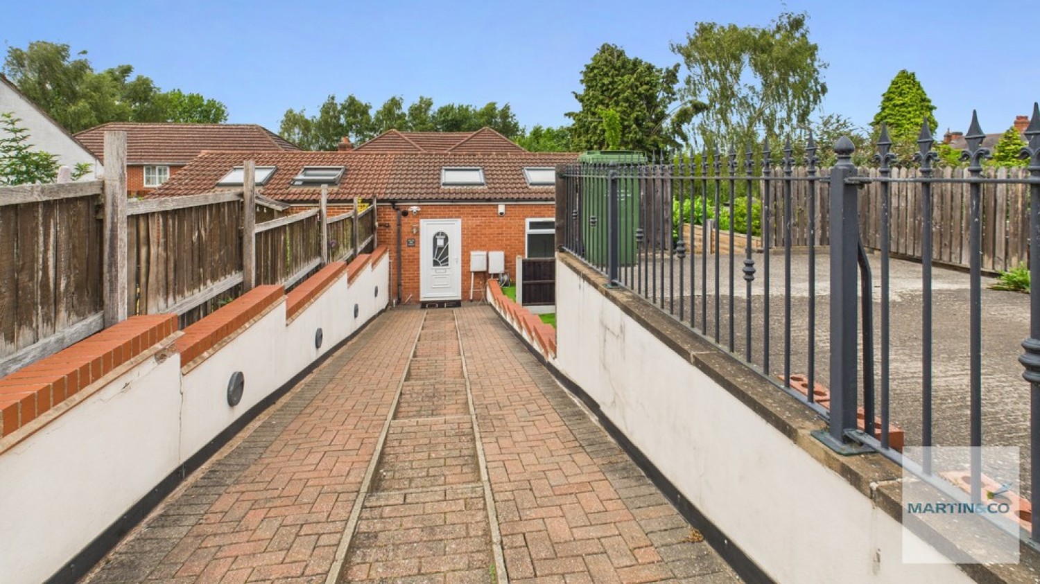 Detached Bungalow, Watling Street