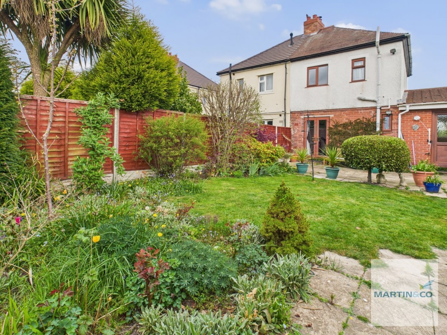 2 bedroom House for Sale Mile Oak, Tamworth, Staffordshire