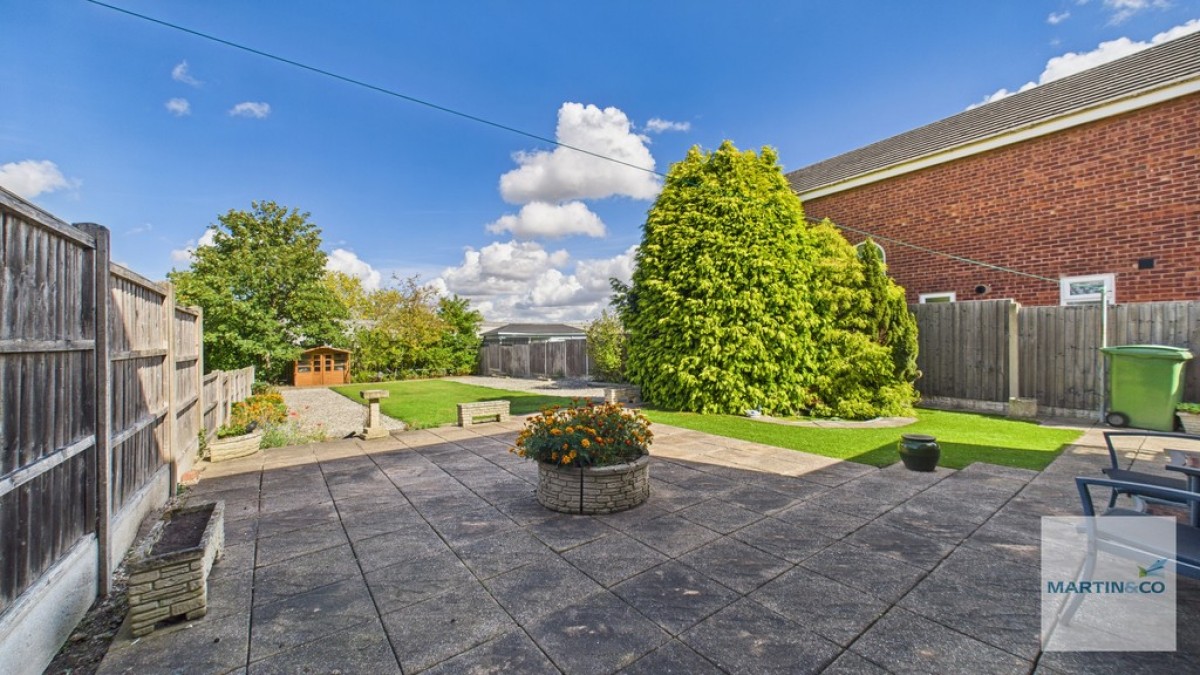 Appian Close, Two Gates, Tamworth