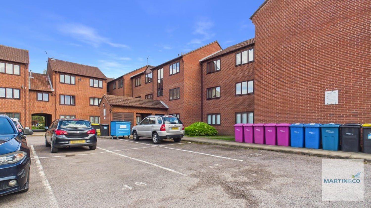 2 bedroom Flat for Sale Saxon Mill Lane, Tamworth