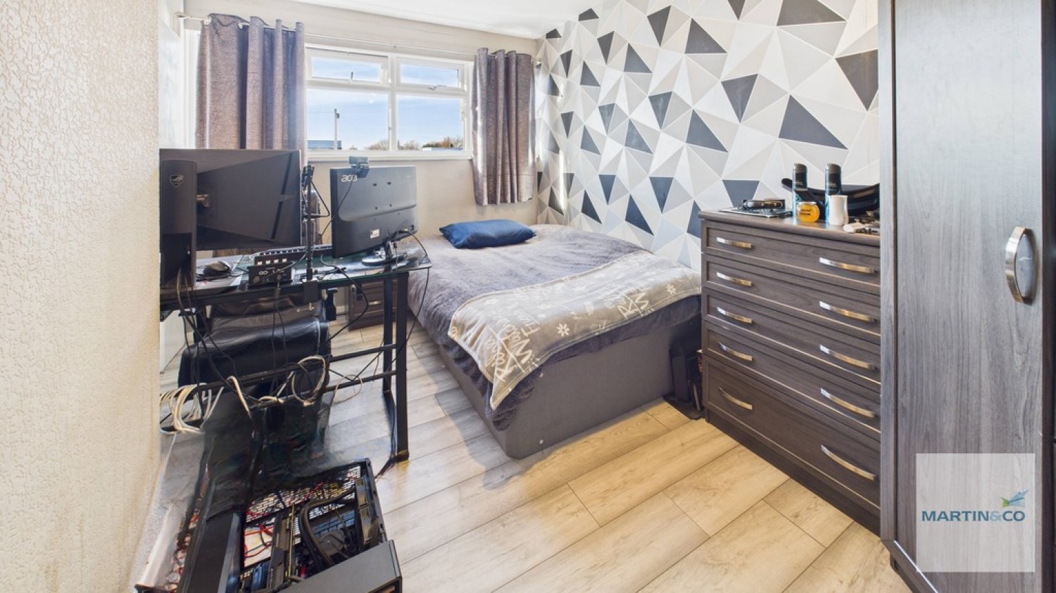 Carlton Crescent, Tamworth, Staffordshire