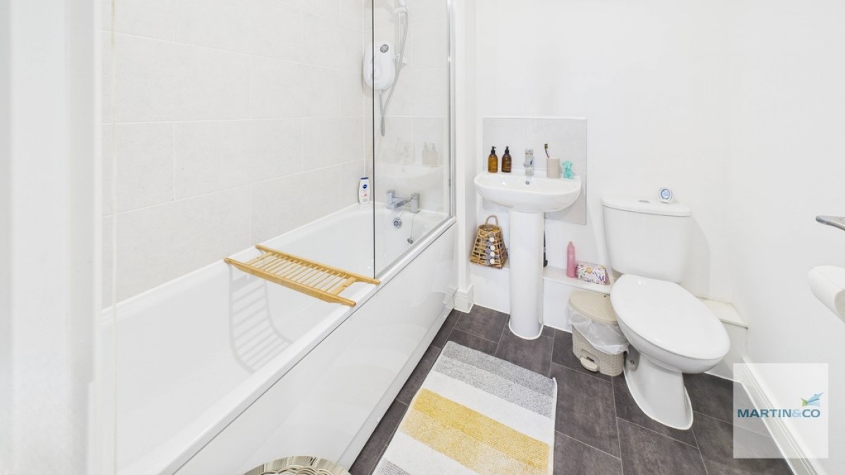 Meadow way, Tamworth, Staffs