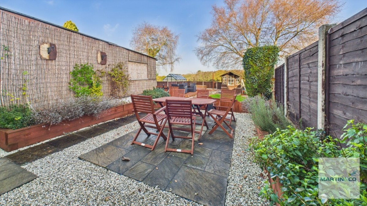 Dosthill, Tamworth, Staffordshire