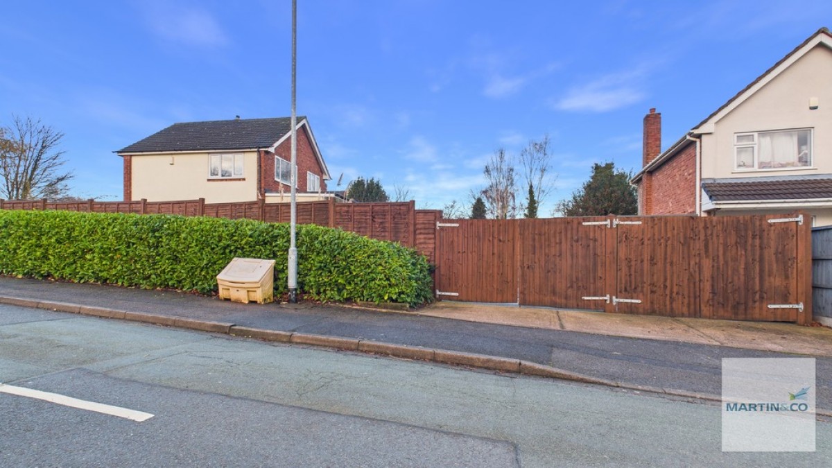 Tinkers Green Road, Wilnecote, Tamworth