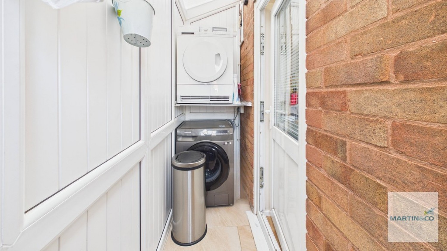 3 bedroom House for Sale Pegasus Walk, Coton Green, Tamworth