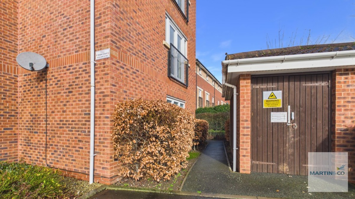 Waterfall Court, Tamworth, Staffs