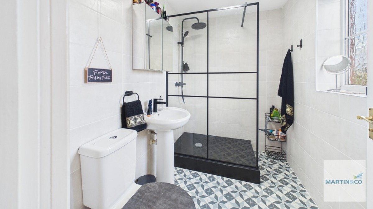 Waterfall Court, Tamworth, Staffs