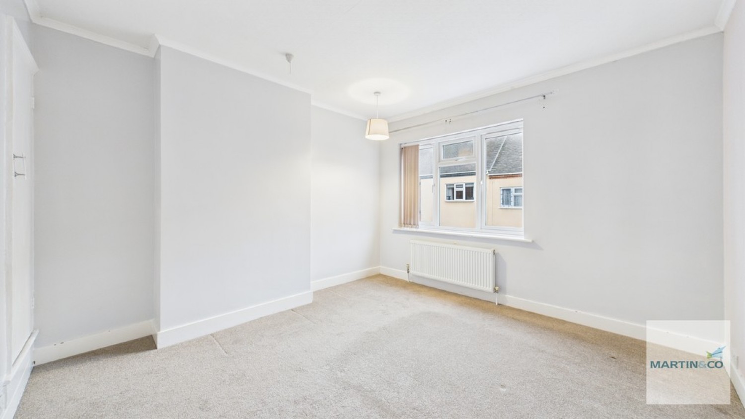 2 bedroom House in Orchard Street, Kettlebrook