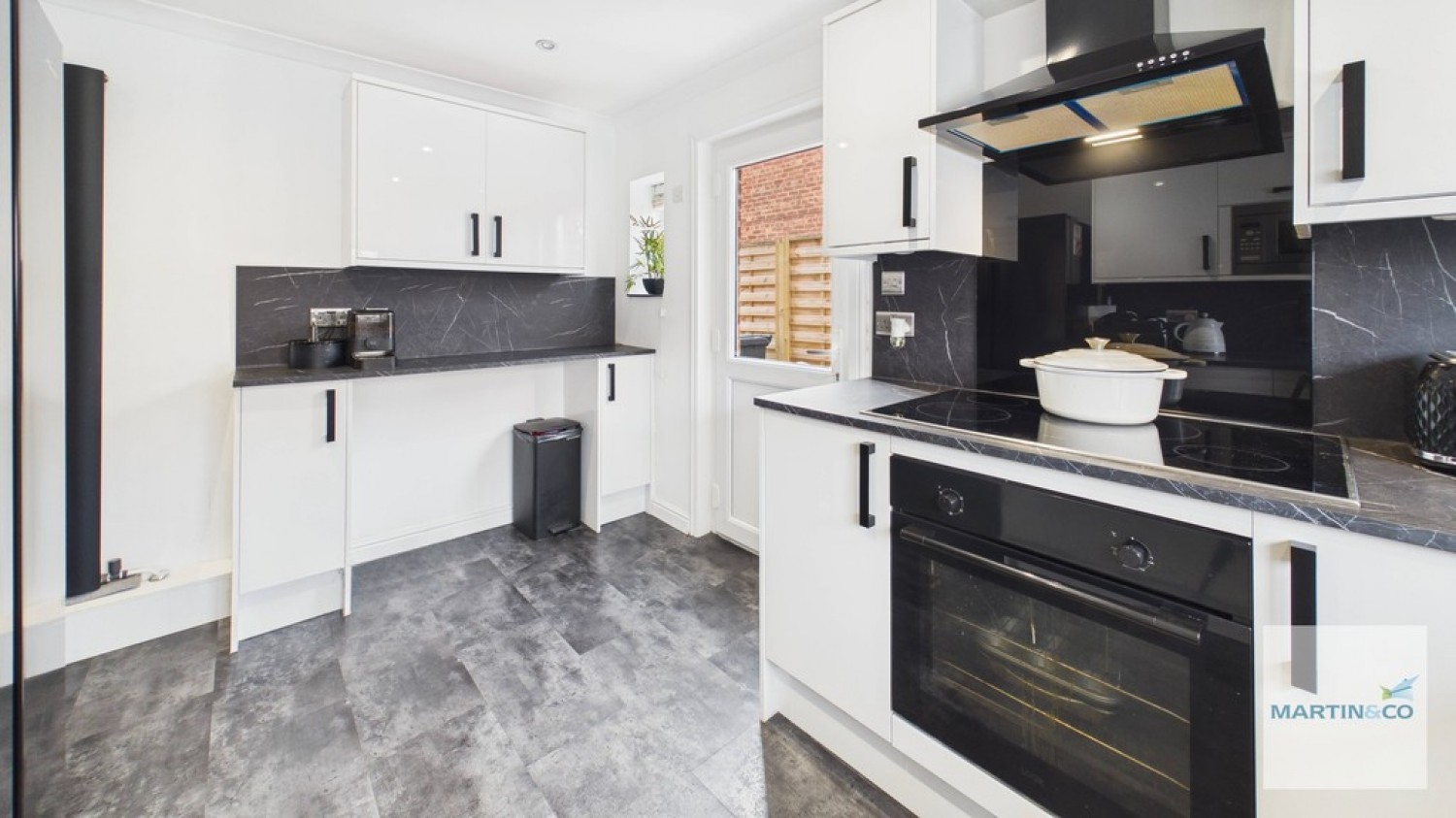 3 bedroom House for Sale Deer Park Road, Fazeley, Tamworth