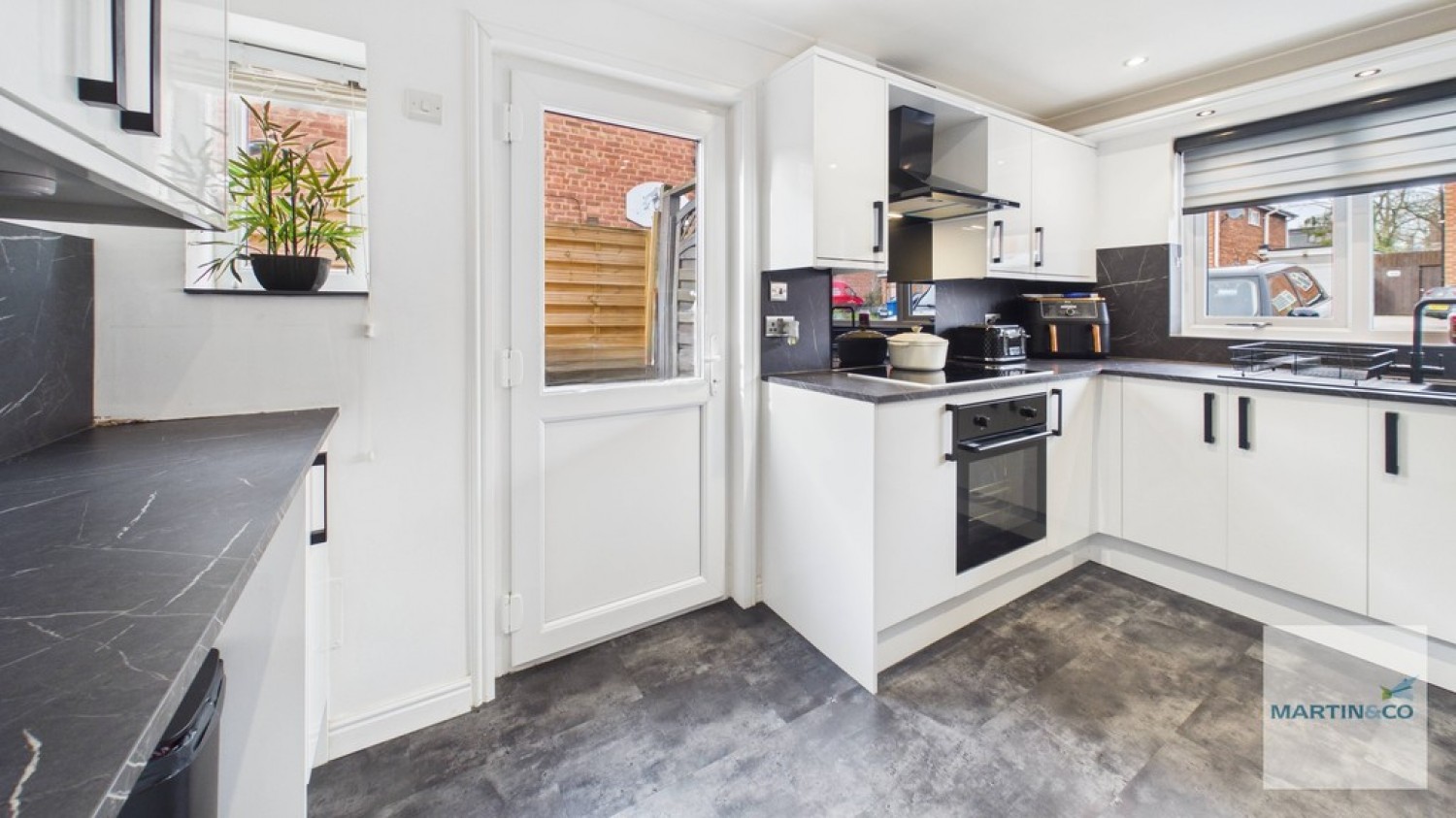 3 bedroom House for Sale Deer Park Road, Fazeley, Tamworth