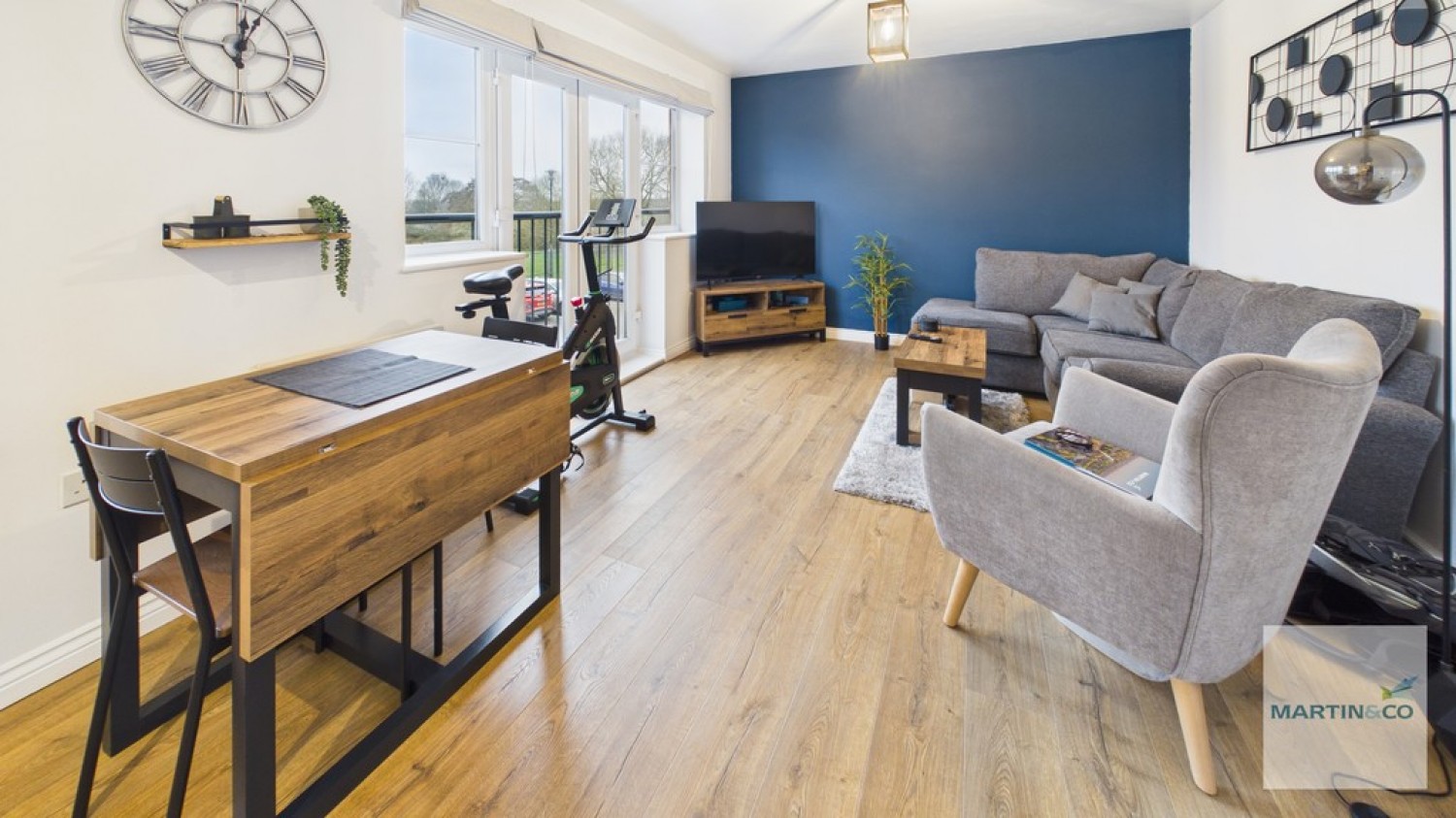 2 bedroom Flat for Sale The Laurels, Fazeley, Tamworth