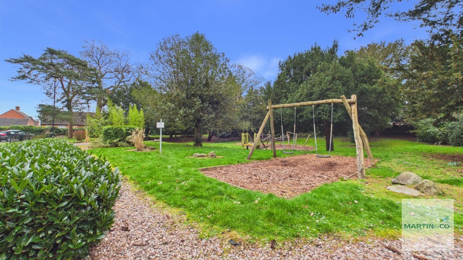 2 bedroom Flat for Sale The Laurels, Fazeley, Tamworth