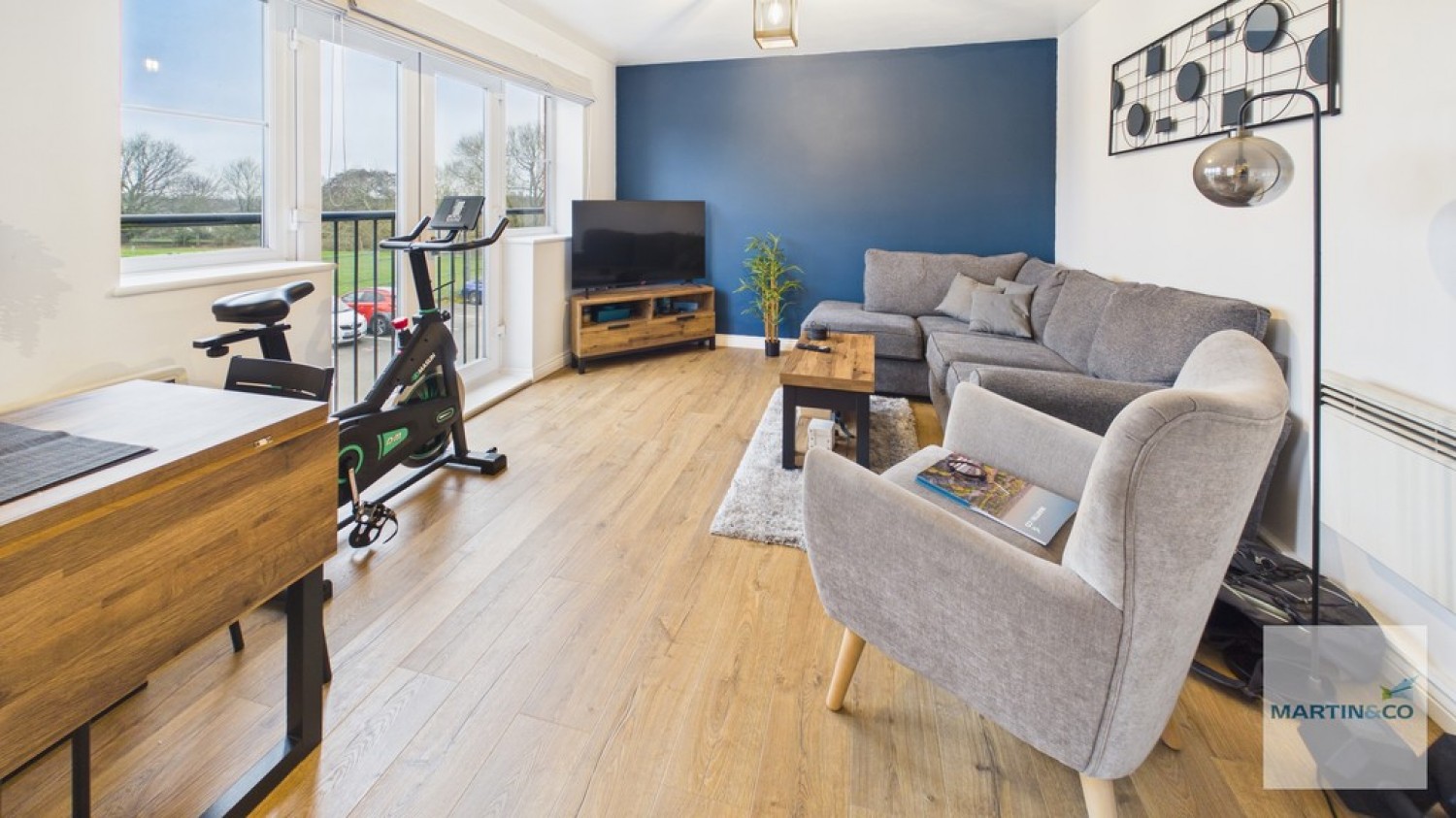 2 bedroom Flat for Sale The Laurels, Fazeley, Tamworth