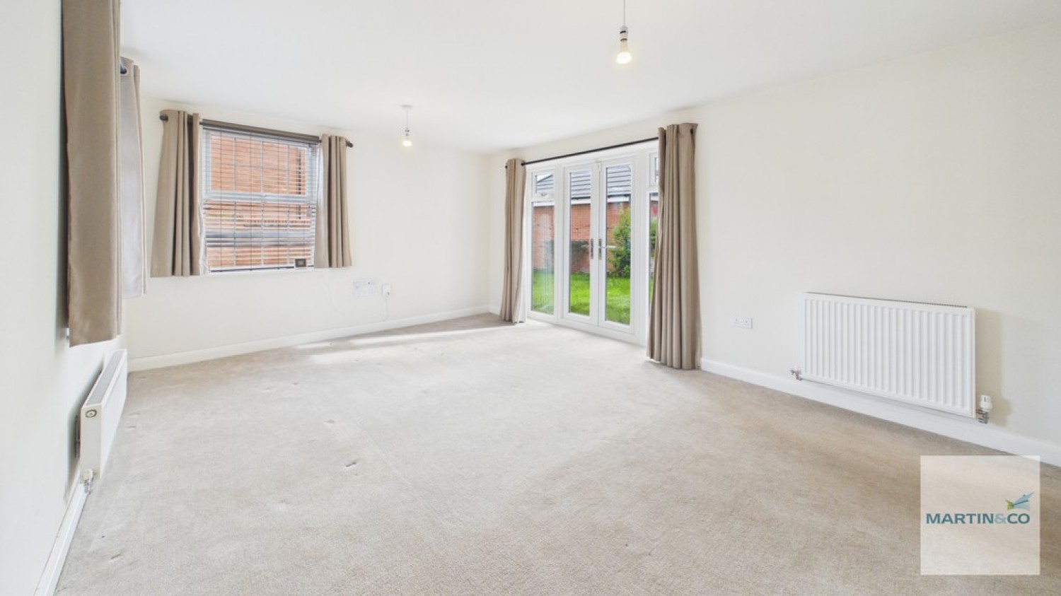 4 bedroom House for Sale Chawton Way, Dunstall Park, Tamworth