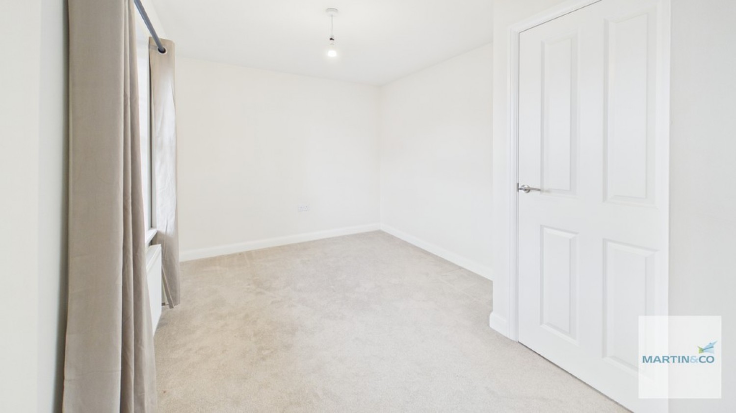 4 bedroom House for Sale Chawton Way, Dunstall Park, Tamworth