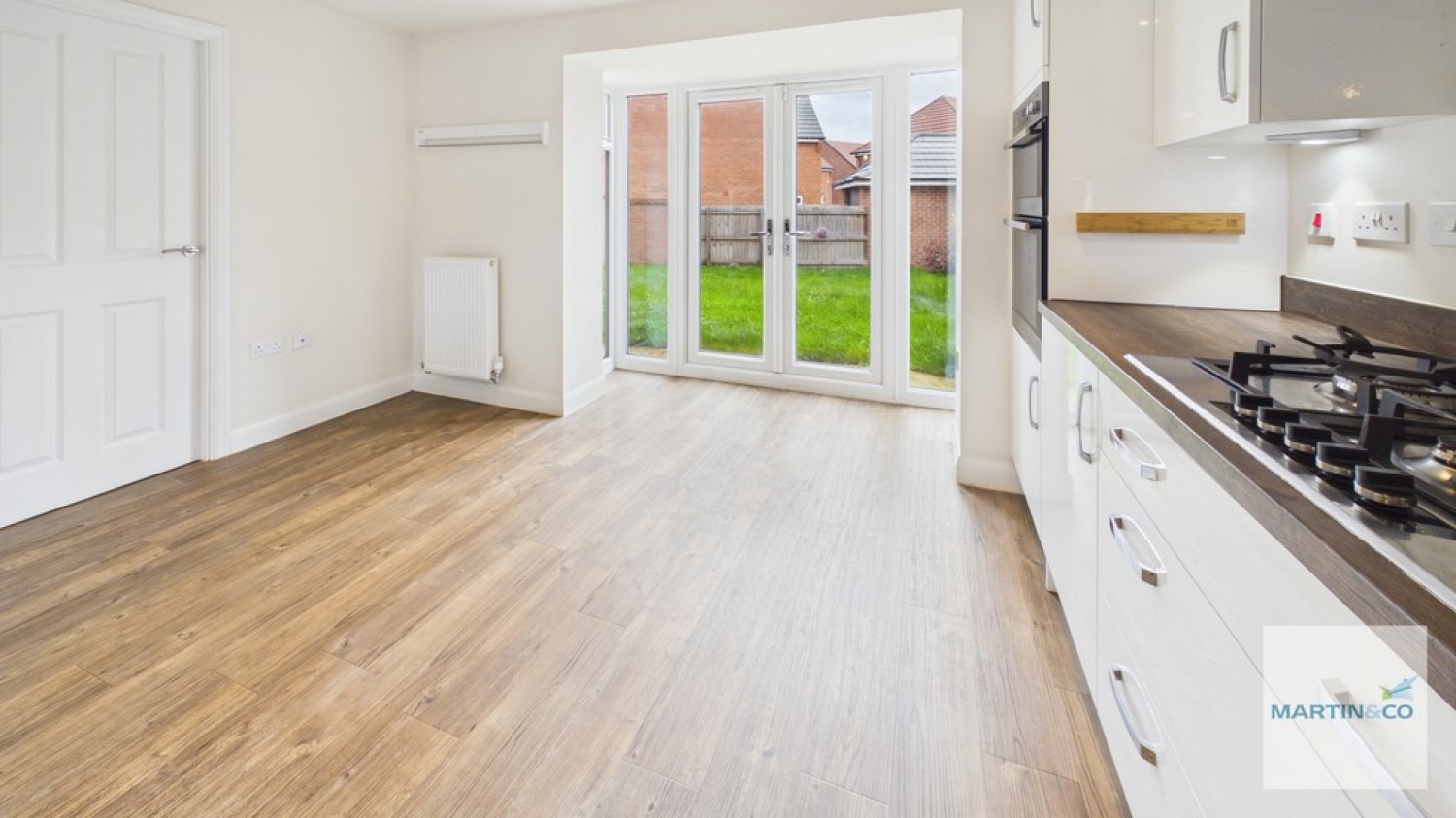 4 bedroom House for Sale Chawton Way, Dunstall Park, Tamworth