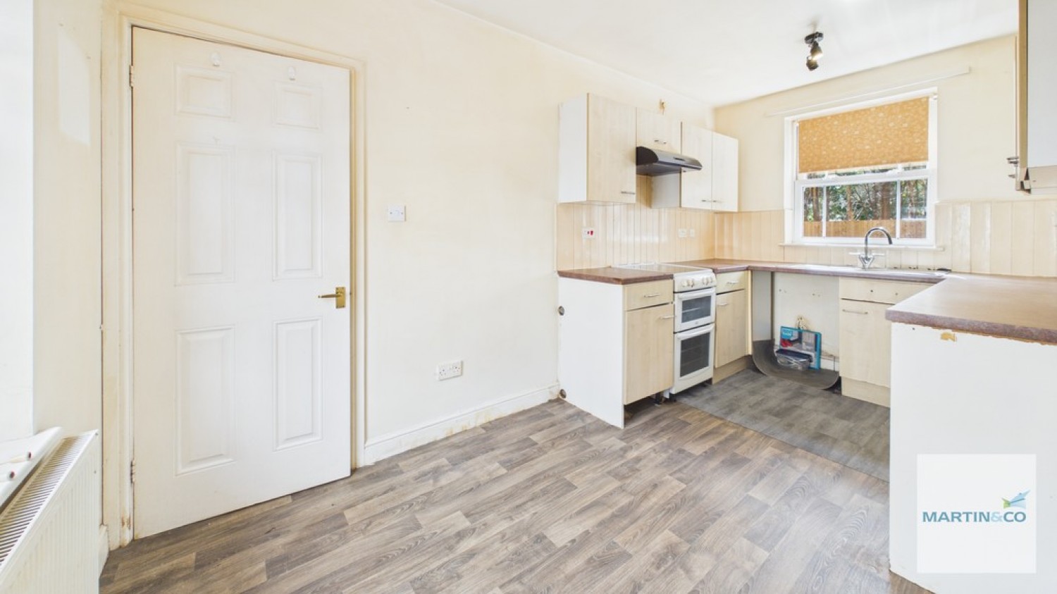 2 bedroom House for Sale New Street, Two Gates