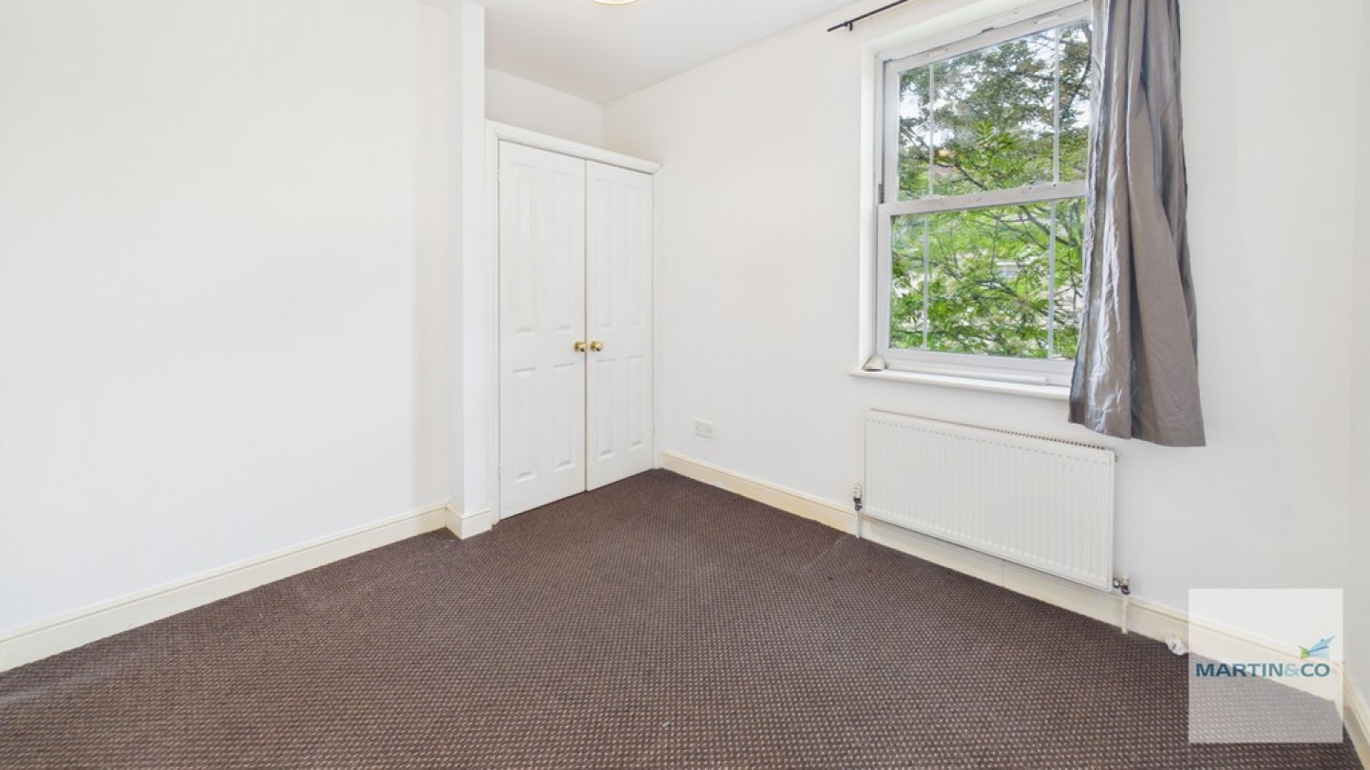 2 bedroom House for Sale New Street, Two Gates