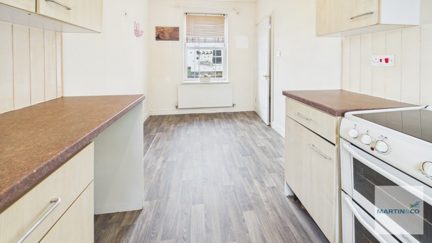 2 bedroom House for Sale New Street, Two Gates