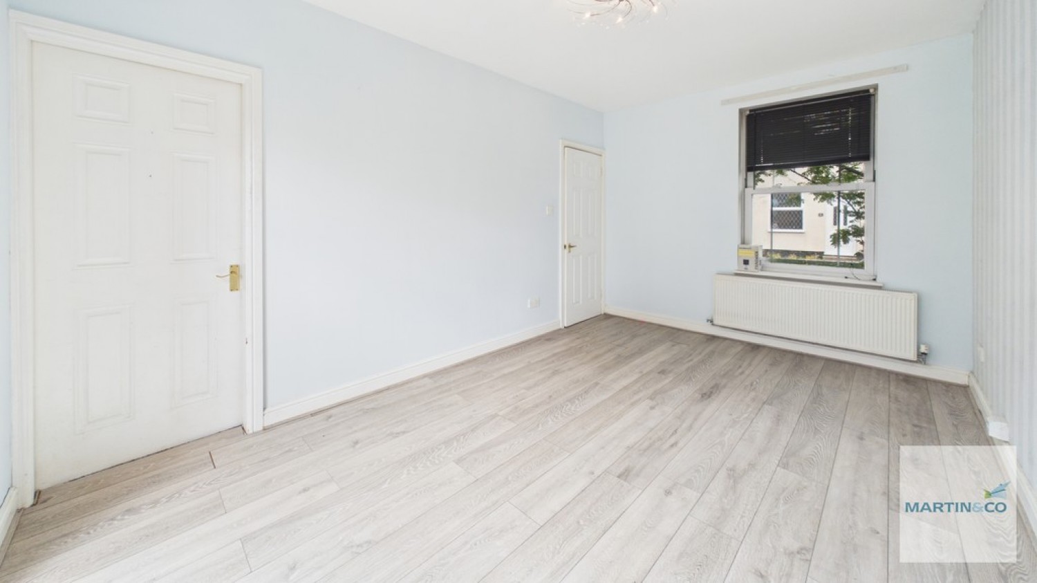2 bedroom House for Sale New Street, Two Gates