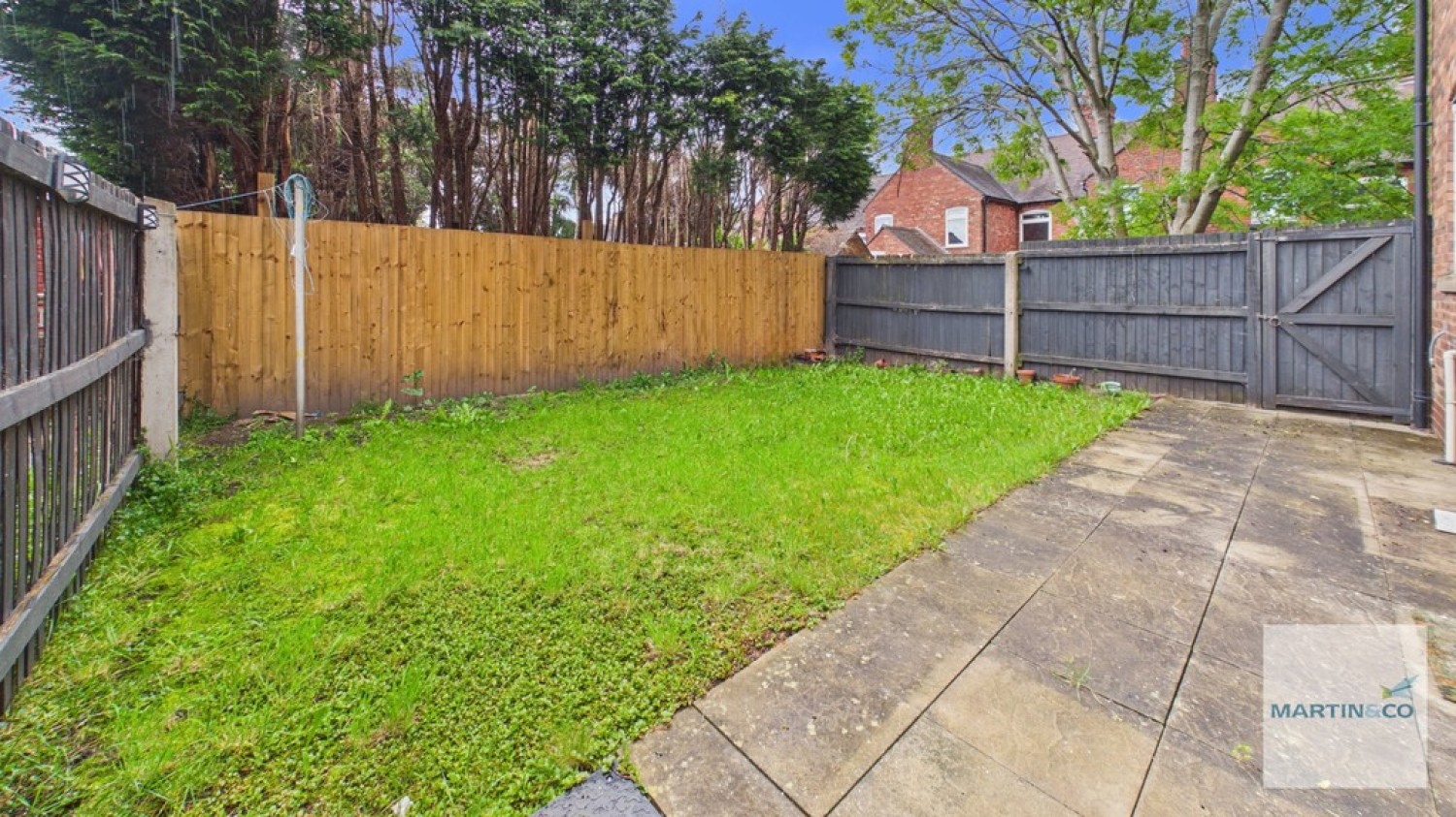 2 bedroom House for Sale New Street, Two Gates
